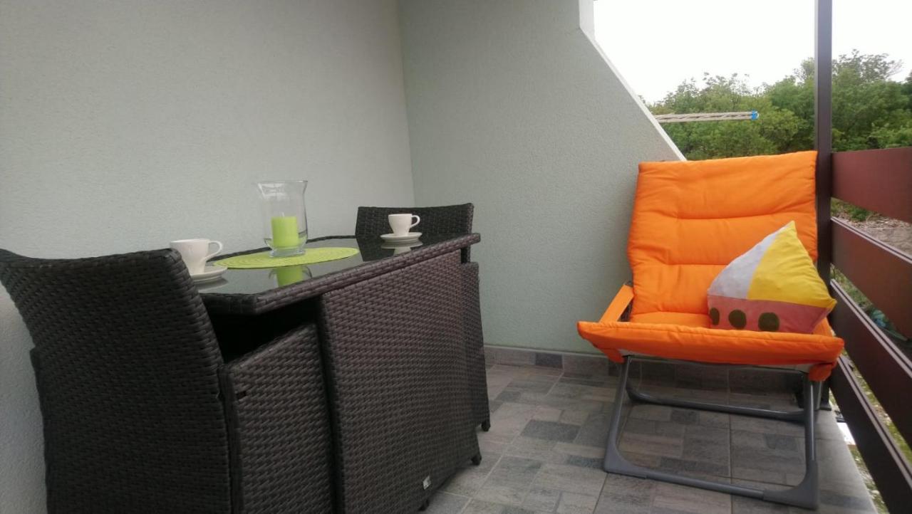 "Mea Culpa" Apartment Karlobag Exterior photo
